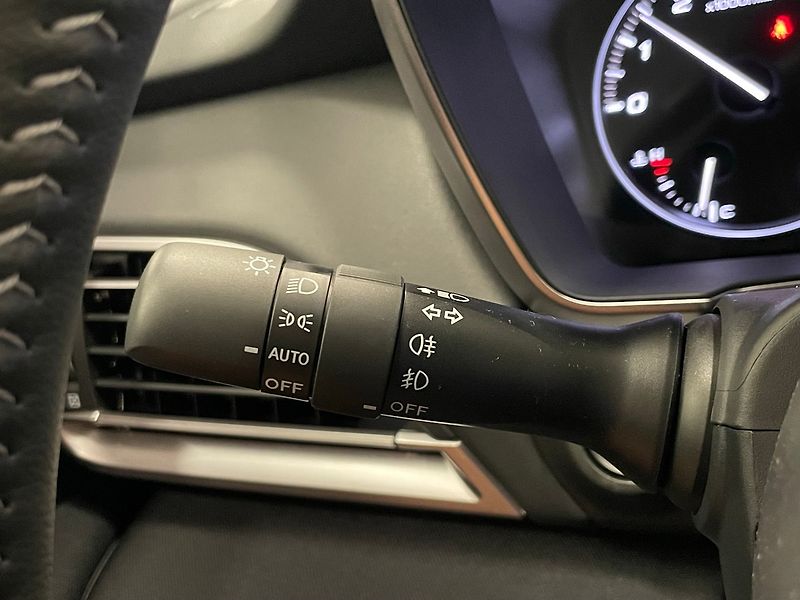 Subaru Outback (2025) 2.5 ACTIVE 2025 | Nové auto - fotka 27 z 38