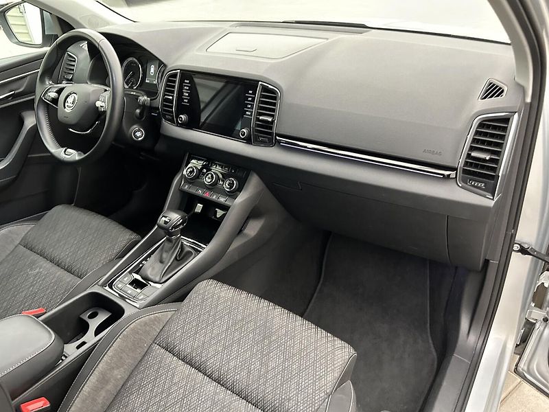 Škoda Karoq 1.5 TSI Style - fotka 24 z 26