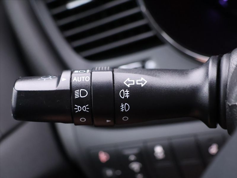 Kia Optima 1,7 CRDi 100kW Exclusive CZ - fotka 21 z 34