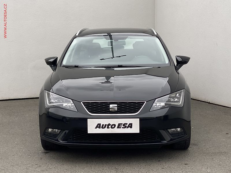 Seat Leon (2015) 1.2 TSi, Style, LED, TZ - fotka 2 z 16