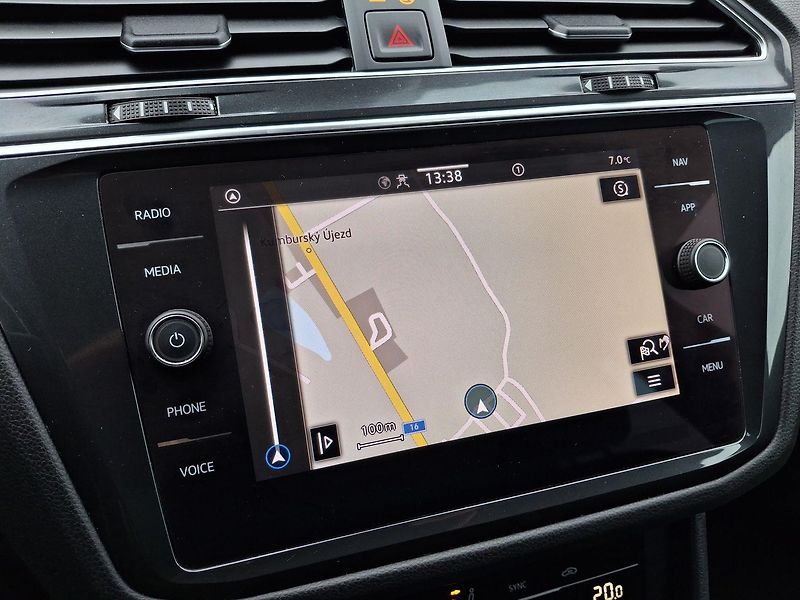 Volkswagen Tiguan (2021) 1.5 TSI Life Business, ZÁRUKA - fotka 27 z 34