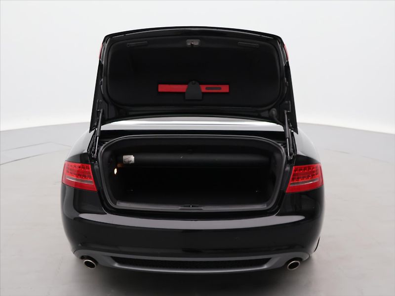Audi A5 3,0 TDI 176kW quattro S-line - fotka 17 z 41