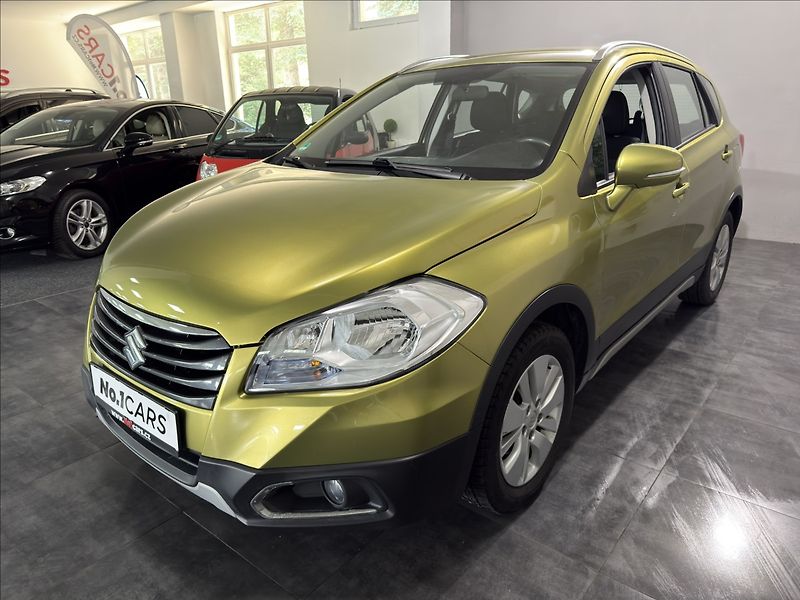 Suzuki SX4 S-Cross 1,6   VVTi 4X4 KEY-LESS VÝHŘEV - fotka 3 z 38