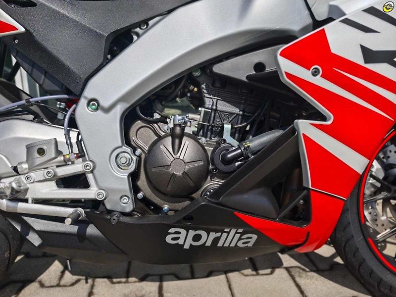 Aprilia RS 125 (2026) E5+ - fotka 35 z 37