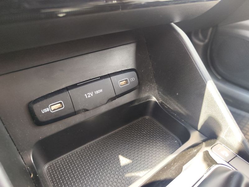 Hyundai Tucson 1.6 CRDi/85kW Comfort - fotka 18 z 31