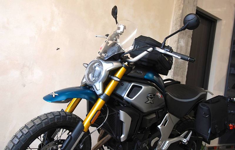CFMOTO 700 CL-X Adventure (2024) 700CL-X Adventure - krásný sta - fotka 17 z 20