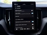Volvo XC60 B5 AWD PLUS DARK // REZERVACE  - náhled 35