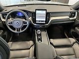 Volvo XC60 B5 AWD Black Edition Plus AT8 - náhled 19