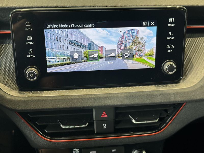 Škoda Scala (2026) Dynamic 1,5 TSI 110 kW DSG - fotka 13 z 27