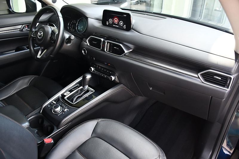 Mazda CX-5 2,5L SKYACTIV-G 194K AT AWD - fotka 12 z 52