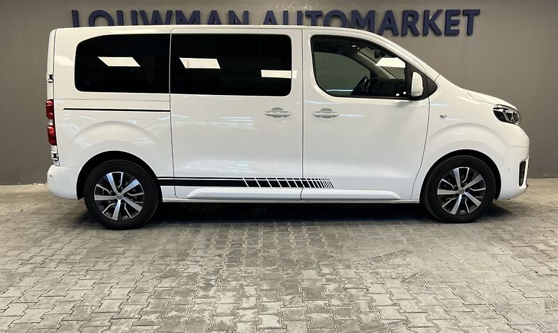 Toyota ProAce Verso 2,0D AT Shuttle Business Premi - fotka 5 z 18