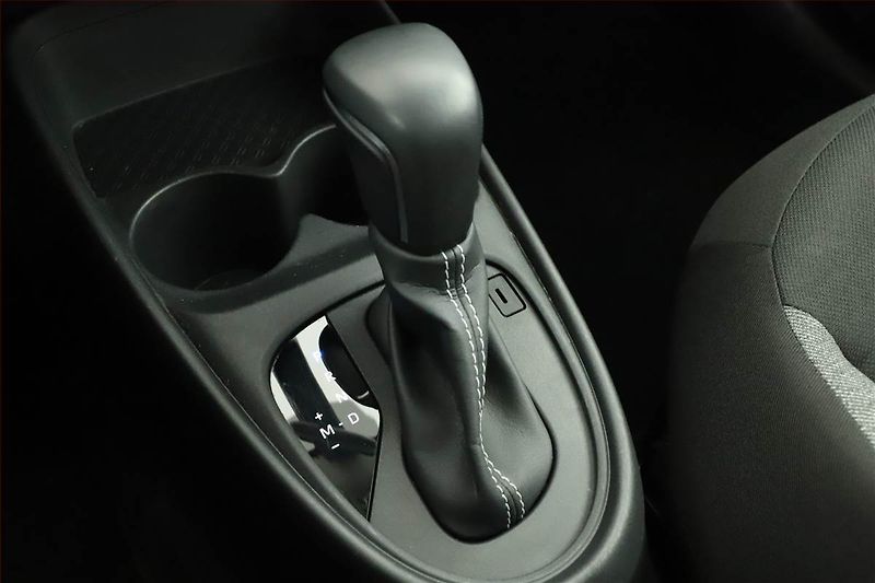 Toyota Aygo (2023) 1.0, Automat, ČR,1.maj - fotka 11 z 17
