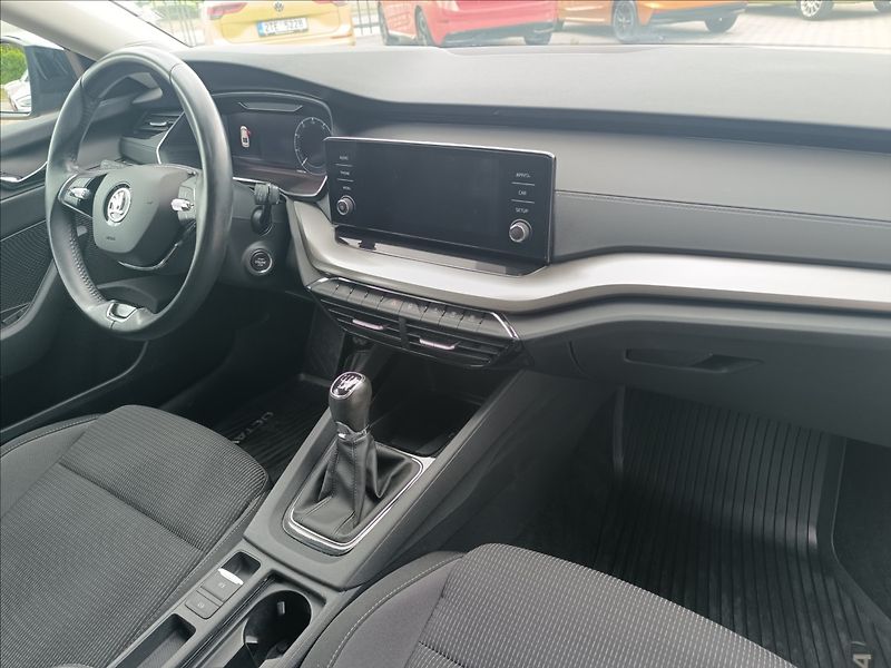 Škoda Octavia 1,5 TSi Ambition - fotka 10 z 21