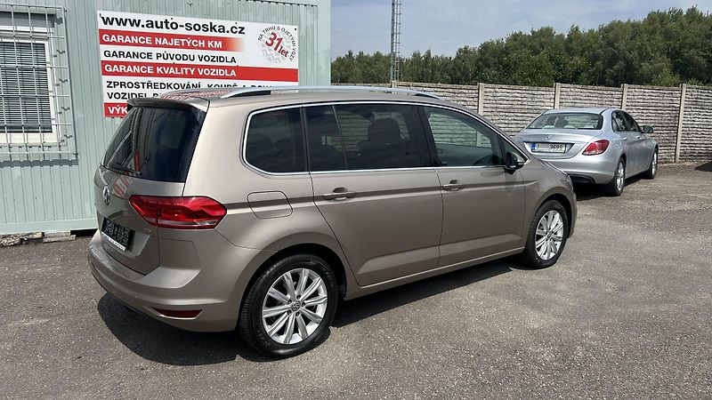 Volkswagen Touran (2018) 1,4TSI 110KW 7MÍST TOP!!!!! - fotka 17 z 19