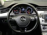 Volkswagen Passat - náhled 17