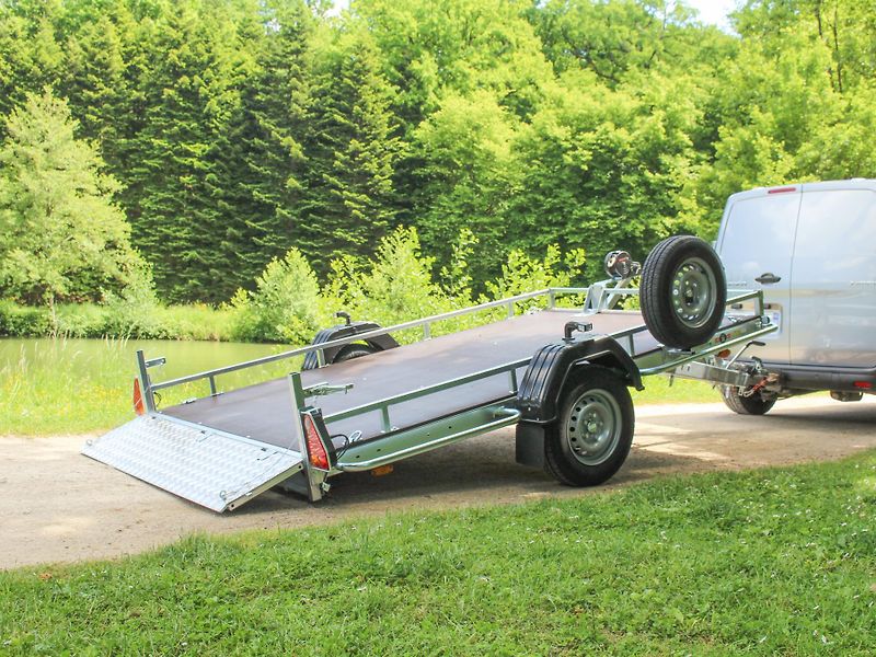 Debon (2026) Garden 150 (315x150) 1300 kg - fotka 33 z 42