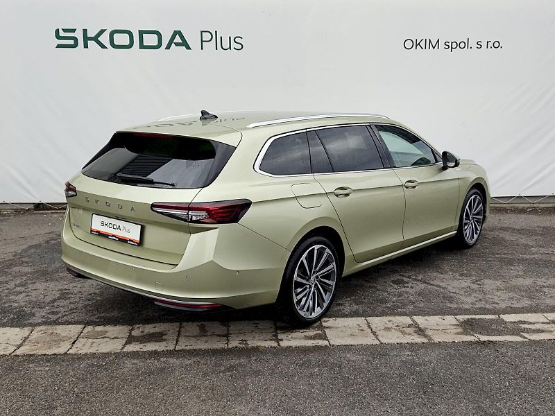 Škoda Superb (2024) Combi 2,0 Tdi 110 Kw DSG L&K - fotka 2 z 47