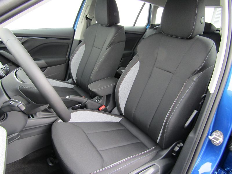 Škoda Scala (2025) Selection 1.0 TSI 85 kW - fotka 19 z 30