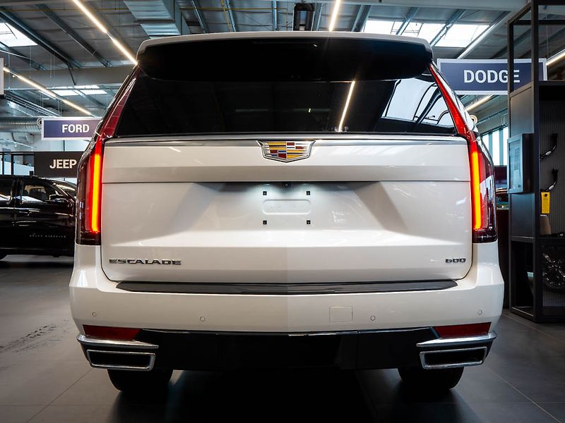 Cadillac Escalade (2024) 6.2 Premium Luxury Platinum - fotka 5 z 50