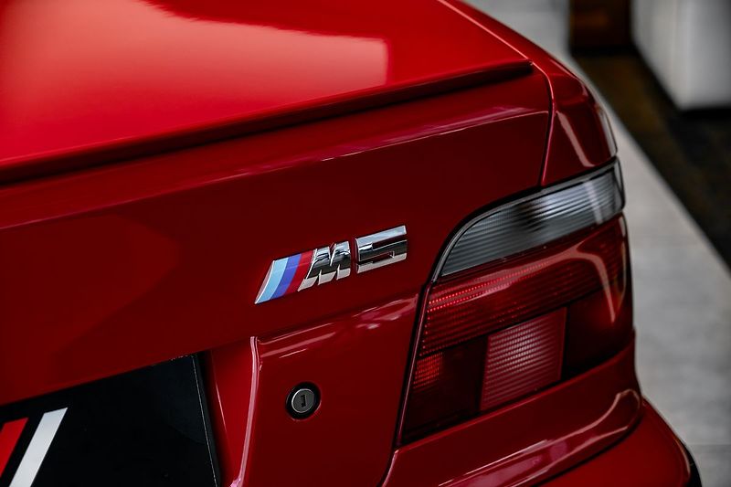 BMW M5 - fotka 8 z 22