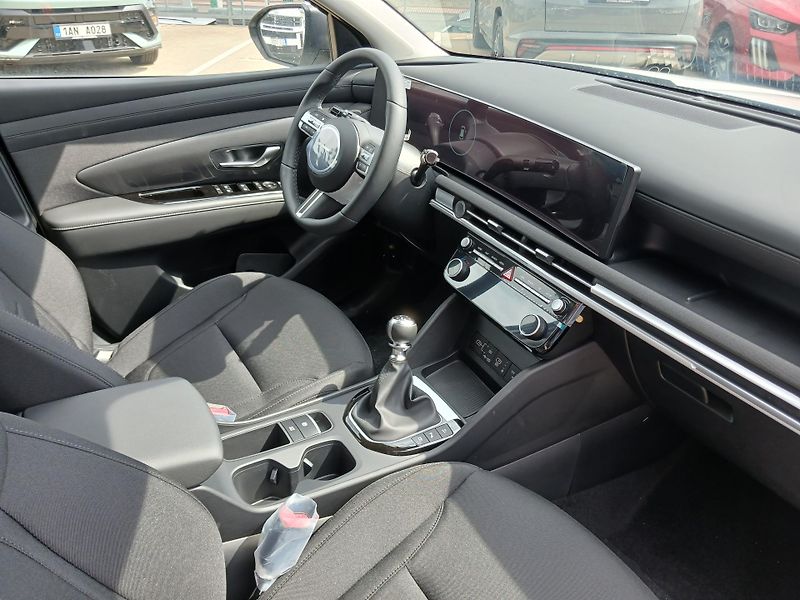Hyundai Tucson 1,6T-GDI STYLE Nový vůz - fotka 13 z 14