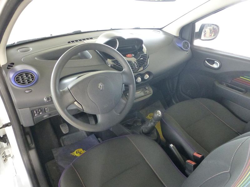 Renault Twingo (2013) 1,2i**KLIMATIZACE**TAŽNÉ - fotka 11 z 26