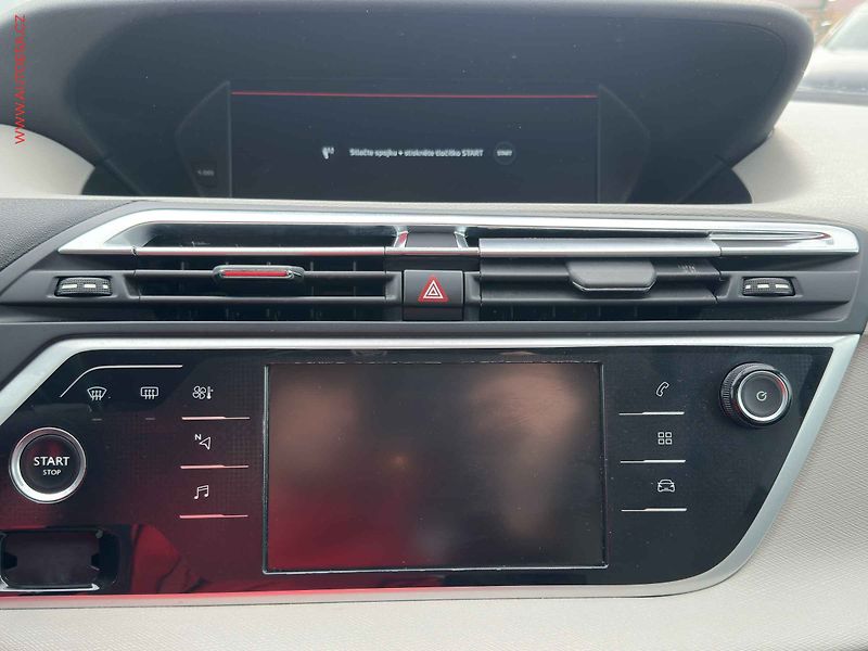 Citroën C4 Picasso (2018) 1.6 HDI, AC, temp. - fotka 13 z 23