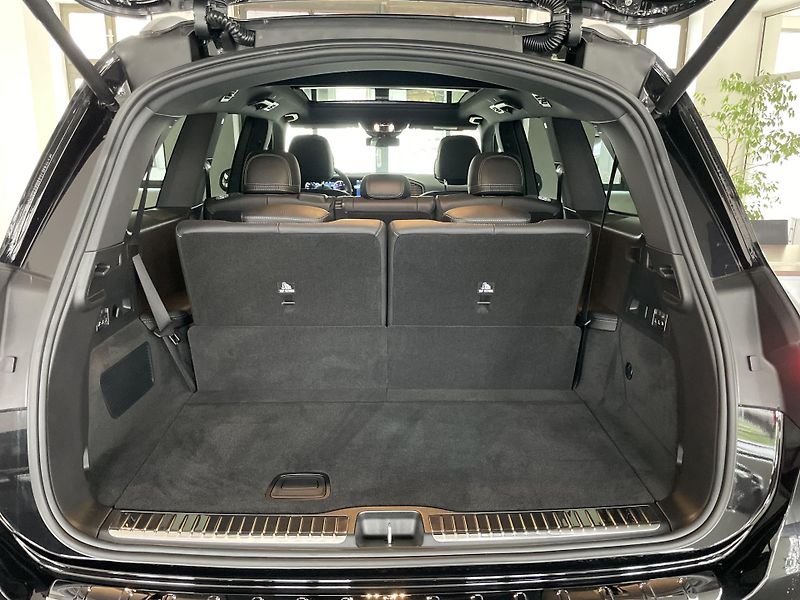 Mercedes-Benz GLS 450d 4Matic AMG - fotka 13 z 27