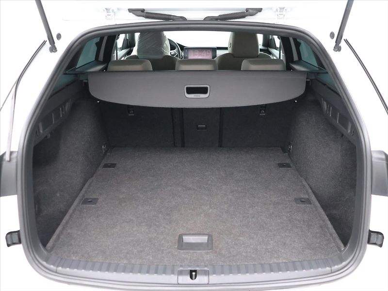 Škoda Octavia 1,5 TSI 110kW Style LED CZ - fotka 10 z 38