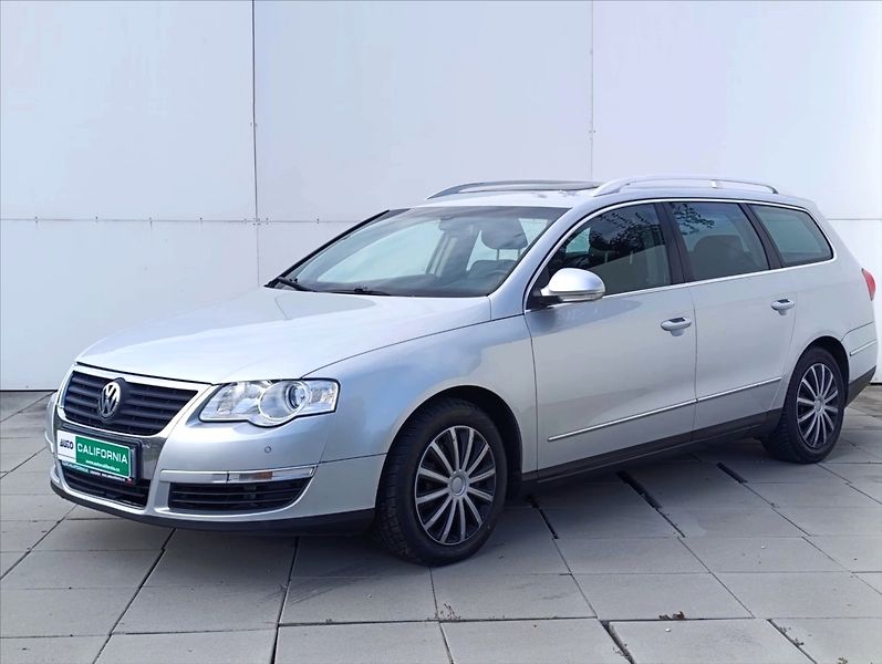 Volkswagen Passat 2,0 TDi Kůže Navigace Tažné - fotka 1 z 37