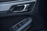 Porsche Macan (2018)  3.6 Turbo Performance & Black - náhled 9