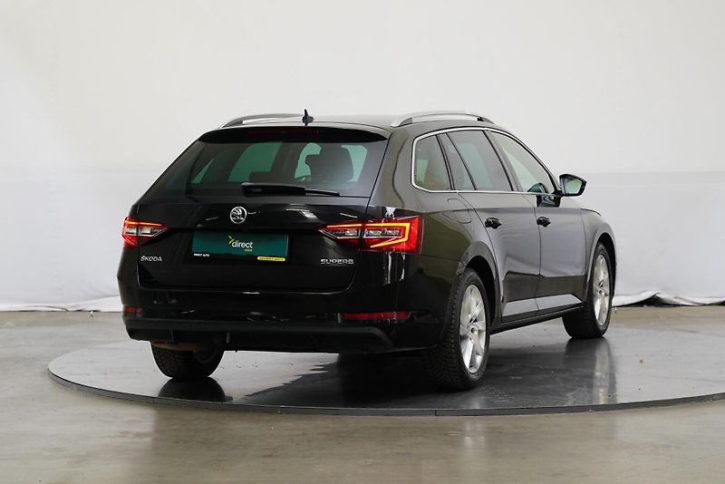 Škoda Superb - fotka 3 z 6