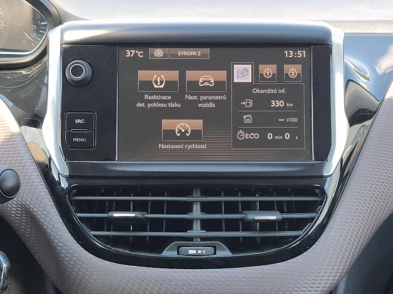 Peugeot 2008 (2015) ACTIVE 1.6 e-HDI 68kW, ČR, 1. - fotka 17 z 24