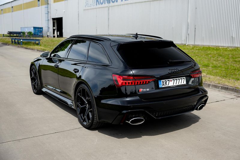 Audi RS 6 4.0 A6 /441kW - fotka 8 z 25