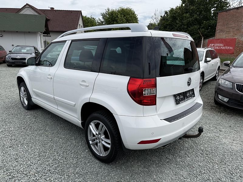 Škoda Yeti 1.2 TSI DSG ELEGANCE - fotka 4 z 13