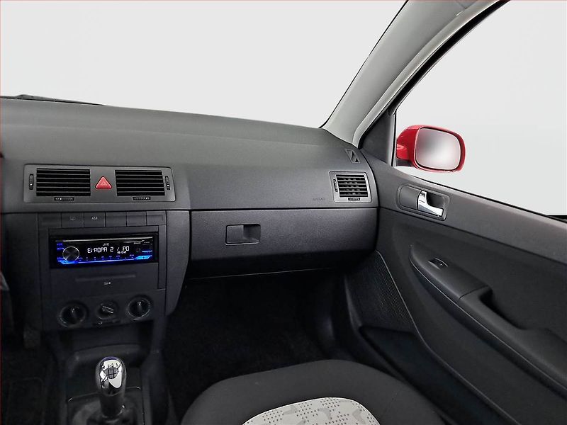 Škoda Fabia (2005) 1.4 TDI, po STK, Tažné - fotka 8 z 14