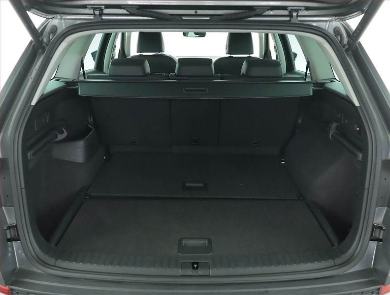 Škoda Kodiaq (2023) Laurin&Klement 2.0 TDI - fotka 14 z 17