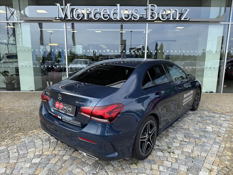 Mercedes-Benz Třídy A A 200 4MATIC L*AMG - fotka 16 z 22