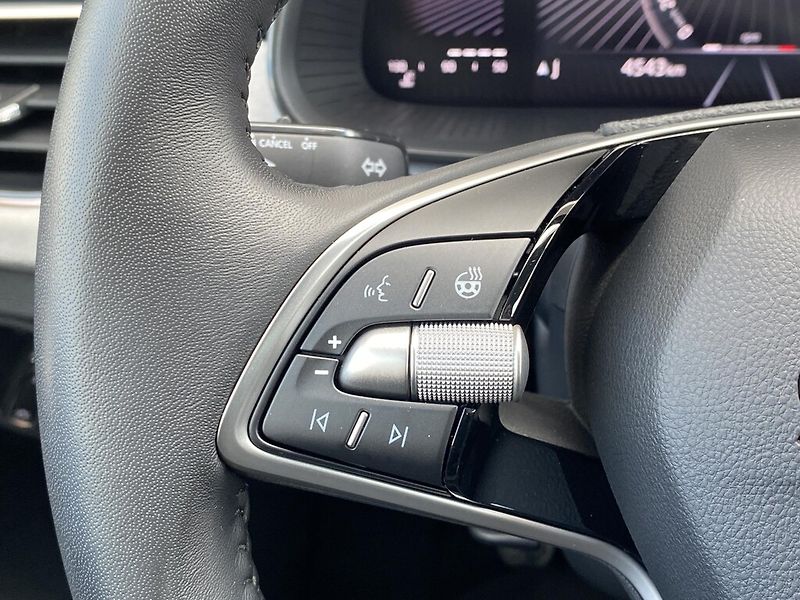 Škoda Scala 1,0 TSI 85 kW Selection - fotka 14 z 26