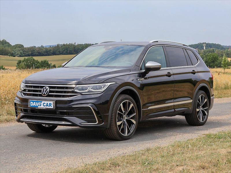 Volkswagen Tiguan Allspace 2,0 TSI 4x4 DSG R-Line 7-Míst - fotka 3 z 44