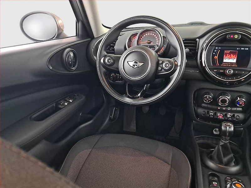 Mini Clubman (2018) Cooper, Navi, Tempomat - fotka 7 z 20