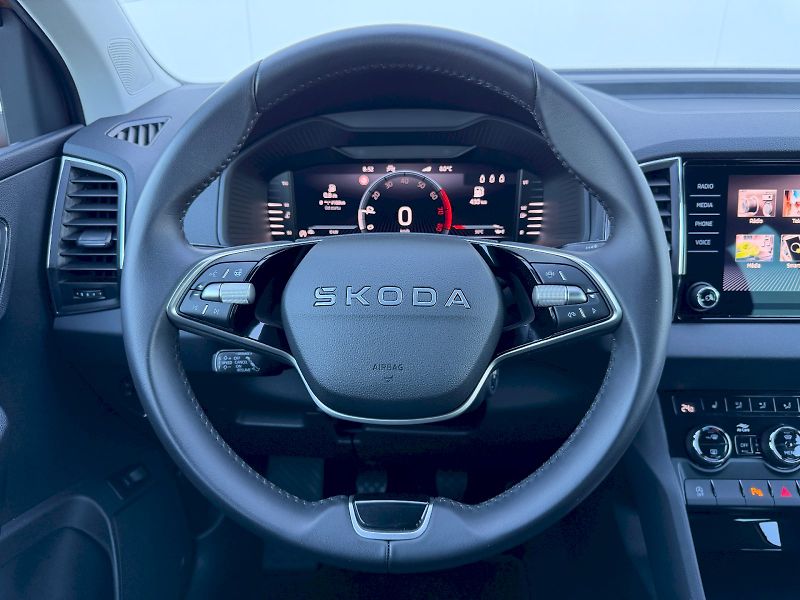 Škoda Karoq (2025) 1.5 TSI 110kW Top Selection - fotka 7 z 35