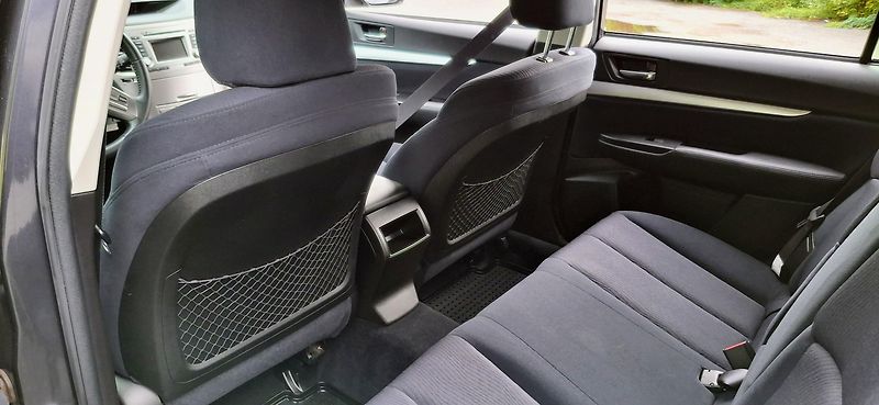 Subaru Outback 2.5 4x4 automat - fotka 18 z 64
