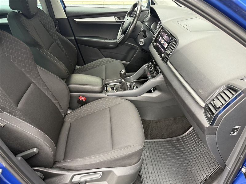 Škoda Karoq 1,6 TDI Ambition+ po servisu! - fotka 12 z 34