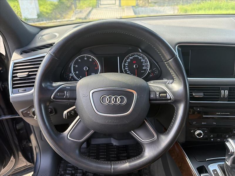 Audi Q5 2,0 TFSI 162 kW quattro - fotka 20 z 40