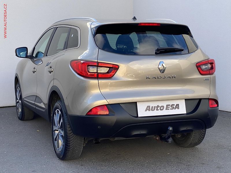 Renault Kadjar (2015) 1.6 dCi 4x4, Zen, TZ - fotka 6 z 19