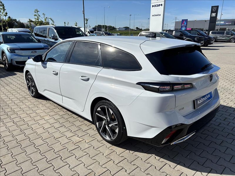 Peugeot 308 1,5 HDi 96kW Allure AUT DPH - fotka 3 z 47