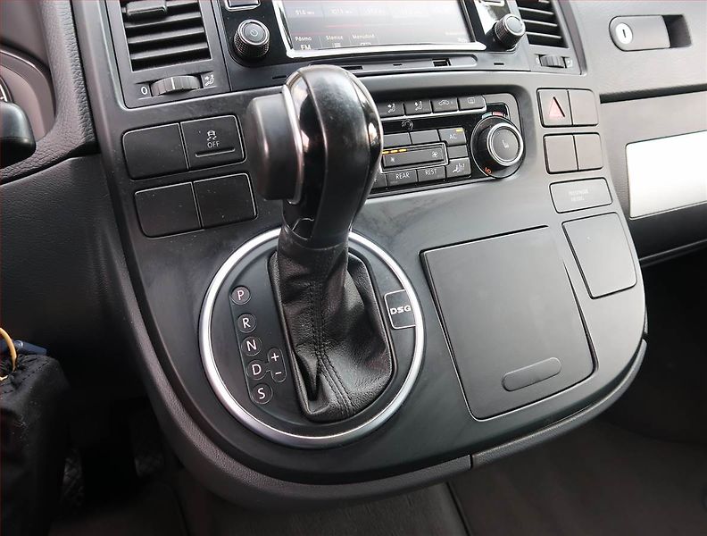 Volkswagen Multivan (2011) Highline 2.0 TDI - fotka 13 z 19