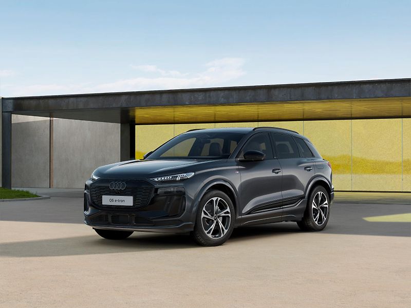 Audi Q6 e-tron S line - fotka 1 z 9