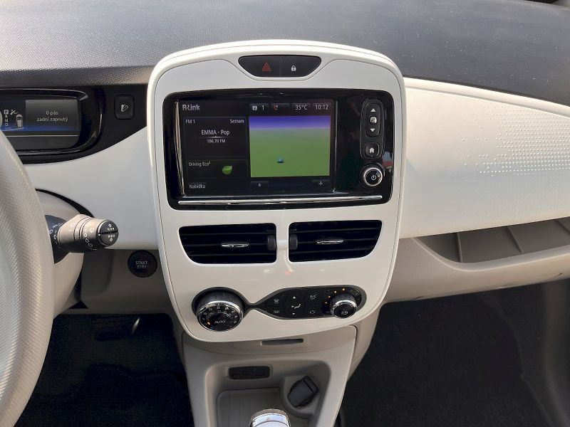Renault ZOE (2019) 68KW LIFE 41kWh - fotka 20 z 21